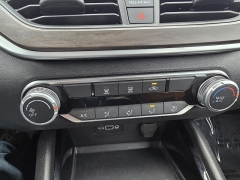 Used 2024  Nissan Altima 2&period;5 SV Sedan at Dime Down by Frank Leta near Bridgeton&comma; MO