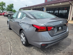 Used 2022 Nissan Altima 2.5 SV Sedan at Dime Down by Frank Leta near Bridgeton, MO
