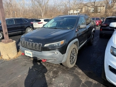 Used 2019  Jeep Cherokee Trailhawk 4x4 at Dime Down by Frank Leta near Bridgeton&comma; MO