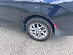 Used 2023  Chrysler Pacifica Touring L FWD at Dime Down by Frank Leta near Bridgeton, MO