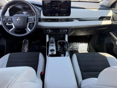 Used 2025  Mitsubishi Outlander S-AWC at Dime Down by Frank Leta near Bridgeton&comma; MO