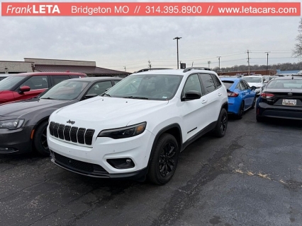 2023 Jeep Cherokee Altitude Lux