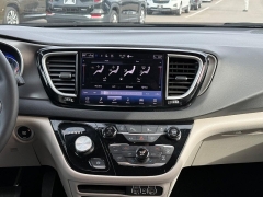 Used 2024  Chrysler Pacifica Touring L FWD at Dime Down by Frank Leta near Bridgeton&comma; MO