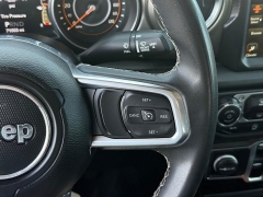 Used 2023 Jeep Gladiator Overland 4x4 *Ltd Avail* at Dime Down by Frank Leta near Bridgeton, MO