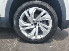Used 2023 Volkswagen Atlas 3.6L V6 SE w/Technology 4MOTION at Frank Leta Mitsubishi near Bridgeton, MO