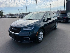 Used 2024  Chrysler Pacifica Touring L FWD at Dime Down by Frank Leta near Bridgeton&comma; MO