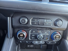 Used 2023  Chevrolet Suburban 4WD 4dr LT at Dime Down by Frank Leta near Bridgeton&comma; MO