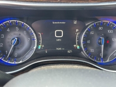 Used 2023 Chrysler Pacifica Limited FWD at Dime Down by Frank Leta near Bridgeton, MO
