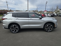 Used 2024  Mitsubishi Outlander SE S-AWC at Dime Down by Frank Leta near Bridgeton, MO