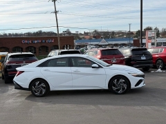 Used 2025  Hyundai Elantra Limited IVT at Dime Down by Frank Leta near Bridgeton&comma; MO