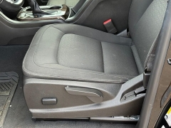 Used 2022  GMC Canyon 4WD Crew Cab 128" Elevation at Dime Down by Frank Leta near Bridgeton, MO
