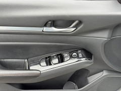 Used 2024  Nissan Altima 2&period;5 SR Sedan at Dime Down by Frank Leta near Bridgeton&comma; MO