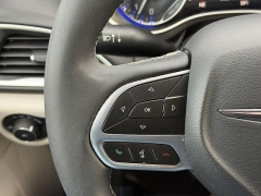 Used 2024  Chrysler Pacifica Touring L FWD at Dime Down by Frank Leta near Bridgeton&comma; MO