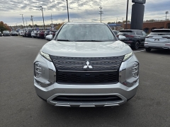 Used 2024  Mitsubishi Outlander SE S-AWC at Dime Down by Frank Leta near Bridgeton, MO