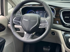 Used 2023 Chrysler Pacifica Limited FWD at Dime Down by Frank Leta near Bridgeton, MO