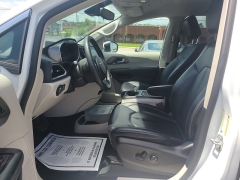 Used 2023 Chrysler Pacifica Touring L FWD at Dime Down by Frank Leta near Bridgeton, MO
