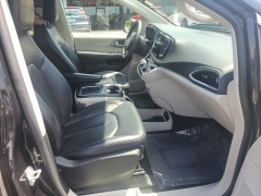 Used 2023 Chrysler Pacifica Touring L FWD at Dime Down by Frank Leta near Bridgeton, MO