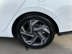 Used 2025  Hyundai Elantra Limited IVT at Dime Down by Frank Leta near Bridgeton&comma; MO