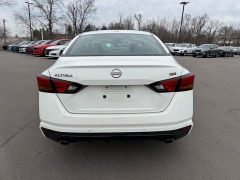Used 2024  Nissan Altima 2&period;5 SR Sedan at Dime Down by Frank Leta near Bridgeton&comma; MO