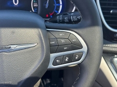 Used 2023  Chrysler Pacifica Hybrid Limited FWD at Dime Down by Frank Leta near Bridgeton&comma; MO