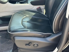 Used 2023  Chrysler Pacifica Hybrid Limited FWD at Dime Down by Frank Leta near Bridgeton&comma; MO