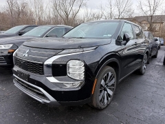 Used 2025  Mitsubishi Outlander S-AWC at Dime Down by Frank Leta near Bridgeton&comma; MO