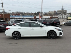 Used 2024  Nissan Altima 2&period;5 SR Sedan at Dime Down by Frank Leta near Bridgeton&comma; MO