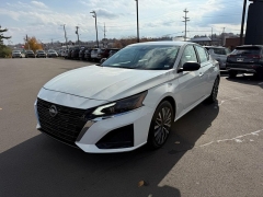 Used 2025  Nissan Altima SV FWD at Dime Down by Frank Leta near Bridgeton&comma; MO