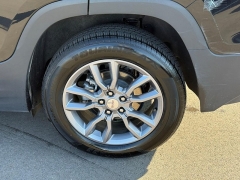 Used 2024  GMC Terrain AWD 4dr SLT at Dime Down by Frank Leta near Bridgeton&comma; MO