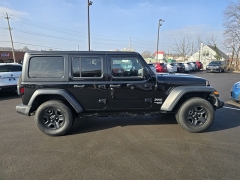 Used 2018  Jeep Wrangler Unlimited Sport 4x4 at Dime Down by Frank Leta near Bridgeton&comma; MO