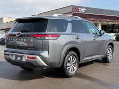 Used 2025  Nissan Pathfinder SL 4WD at Dime Down by Frank Leta near Bridgeton&comma; MO