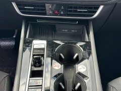 Used 2025  Volkswagen Atlas 2&period;0T SE w&sol;Technology 4MOTION at Dime Down by Frank Leta near Bridgeton&comma; MO