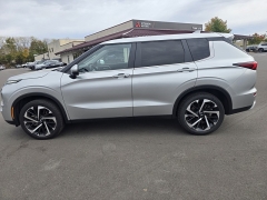 Used 2024  Mitsubishi Outlander SE S-AWC at Dime Down by Frank Leta near Bridgeton, MO