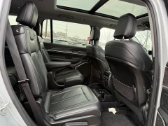 Used 2022  Jeep Grand Cherokee L Limited 4x4 at Dime Down by Frank Leta near Bridgeton&comma; MO