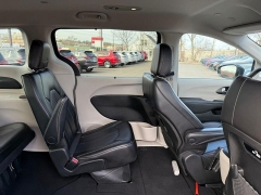 Used 2024  Chrysler Pacifica Touring L FWD at Dime Down by Frank Leta near Bridgeton&comma; MO