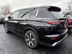 Used 2025  Mitsubishi Outlander S-AWC at Dime Down by Frank Leta near Bridgeton&comma; MO