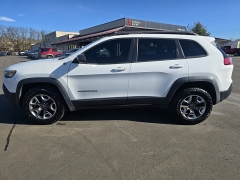 Used 2019  Jeep Cherokee Trailhawk 4x4 at Dime Down by Frank Leta near Bridgeton, MO