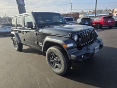 Used 2018  Jeep Wrangler Unlimited Sport 4x4 at Dime Down by Frank Leta near Bridgeton&comma; MO