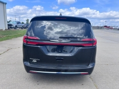 Used 2023  Chrysler Pacifica Touring L FWD at Dime Down by Frank Leta near Bridgeton, MO