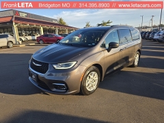  2022 Chrysler Pacifica Touring L FWD at Dime Down by Frank Leta near Bridgeton&comma; MO