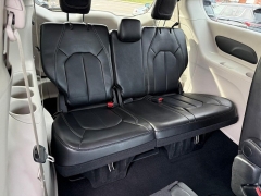 Used 2024  Chrysler Pacifica Touring L FWD at Dime Down by Frank Leta near Bridgeton&comma; MO