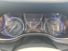 Used 2023 Chrysler Pacifica Touring L FWD at Dime Down by Frank Leta near Bridgeton, MO