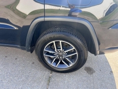 Used 2021  Jeep Grand Cherokee Limited 4x4 at Dime Down by Frank Leta near Bridgeton, MO