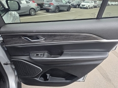 Used 2021  Jeep Grand Cherokee L Limited 4x4 at Dime Down by Frank Leta near Bridgeton&comma; MO