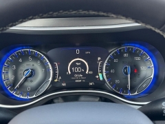 Used 2024  Chrysler Pacifica Touring L FWD at Dime Down by Frank Leta near Bridgeton&comma; MO