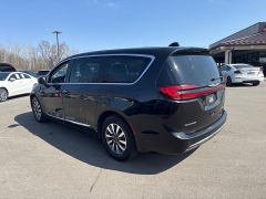 Used 2023  Chrysler Pacifica Hybrid Limited FWD at Dime Down by Frank Leta near Bridgeton&comma; MO