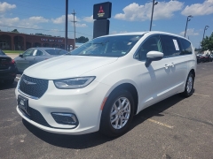 Used 2023 Chrysler Pacifica Touring L FWD at Dime Down by Frank Leta near Bridgeton, MO