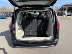 Used 2024  Chrysler Pacifica Touring L FWD at Dime Down by Frank Leta near Bridgeton&comma; MO