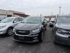 Used 2023  Chrysler Pacifica Hybrid Touring L FWD at Dime Down by Frank Leta near Bridgeton&comma; MO