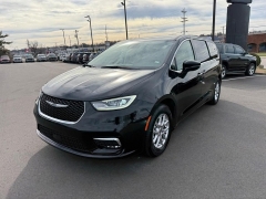 Used 2024  Chrysler Pacifica Touring L FWD at Dime Down by Frank Leta near Bridgeton&comma; MO